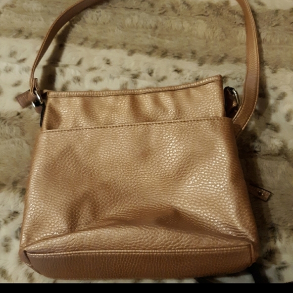 TwoTwo Purses 👛 👛 - Picture 2 of 6